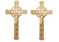 Crucifixo de caixão de cor dourada Tamanho 29 × 16 Cm